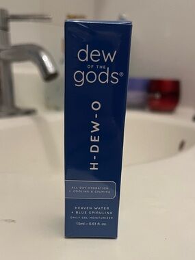 NWT dew of the gods moisturizer SAMPLE SIZE PRODUCT